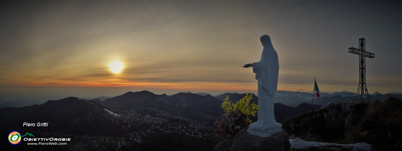 75 La Madonnina e la Croce a protezione dell'altopiano Selvino-Aviatico ed oltre.jpg